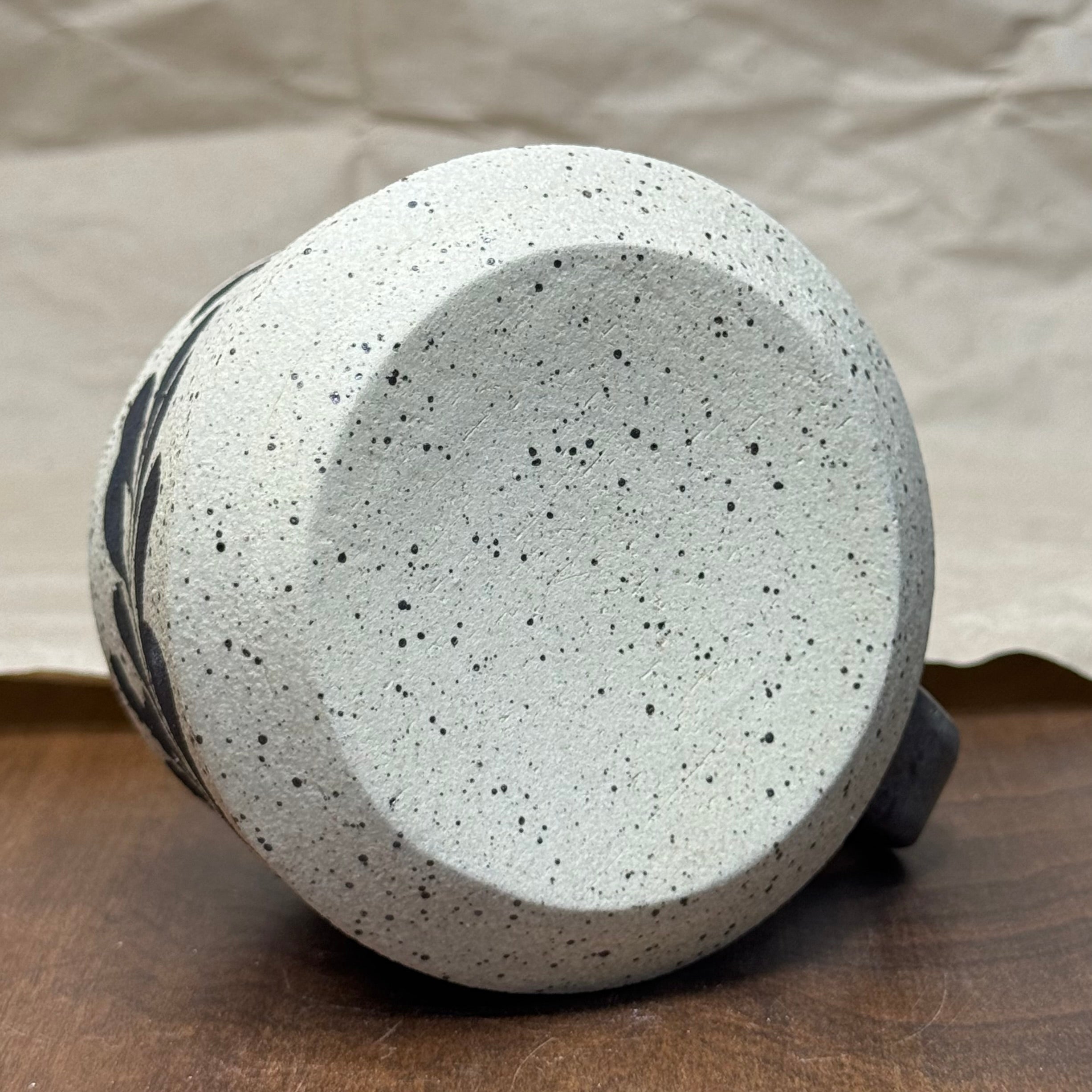 Grey Leaf Mug