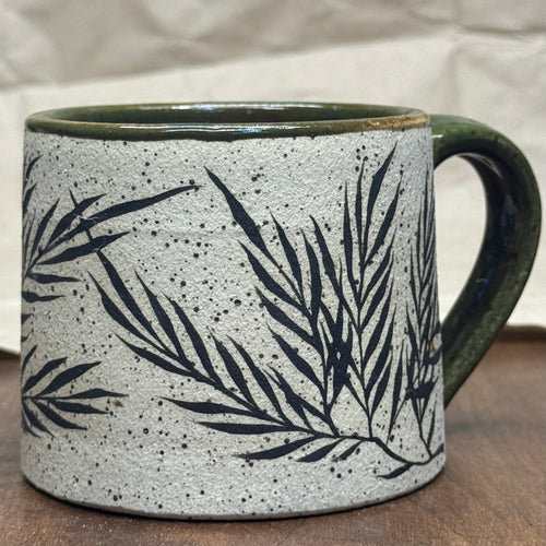 Green leaf mug