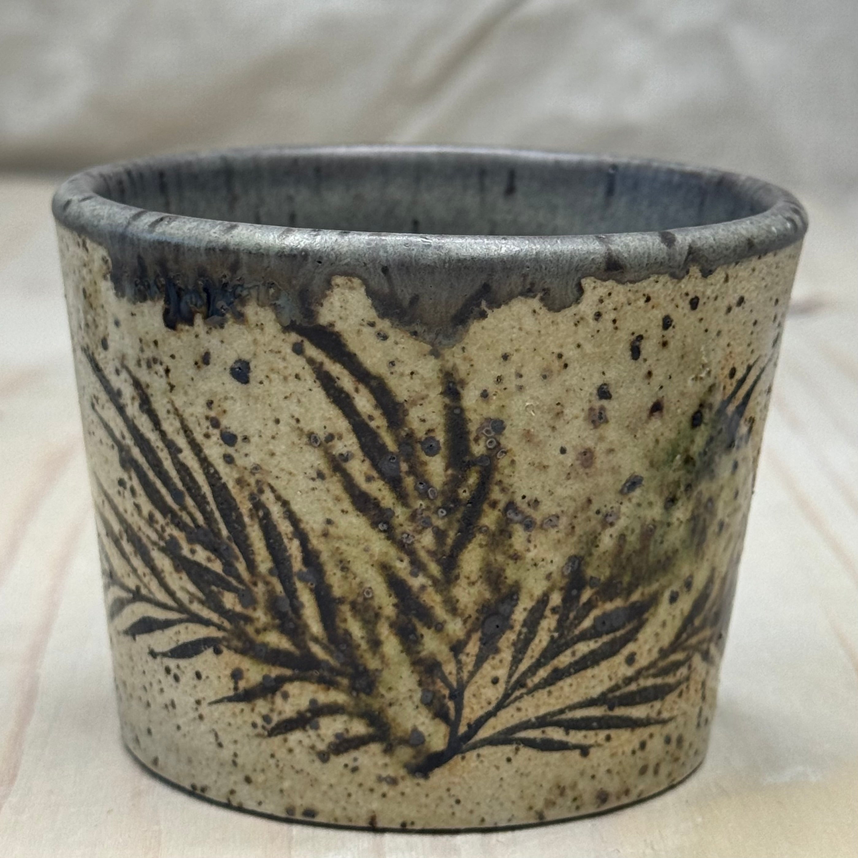 Small Leaf Mug 2