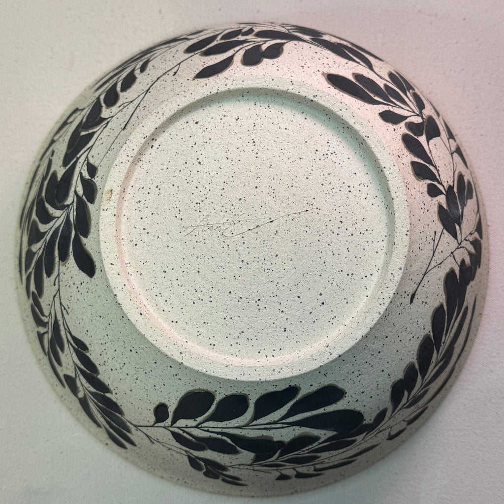 Large Bowl